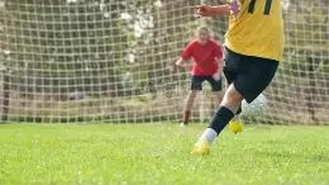 夏日狂欢，江苏银行携手“苏超”带给您球场外的精彩！