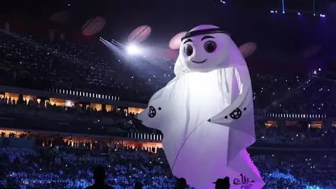 奢华携手再续前缘！亚历山大与金·卡戴珊SKIMS合约升级，年薪破六百万，共筑高端时尚新篇章——NBA星光熠熠！